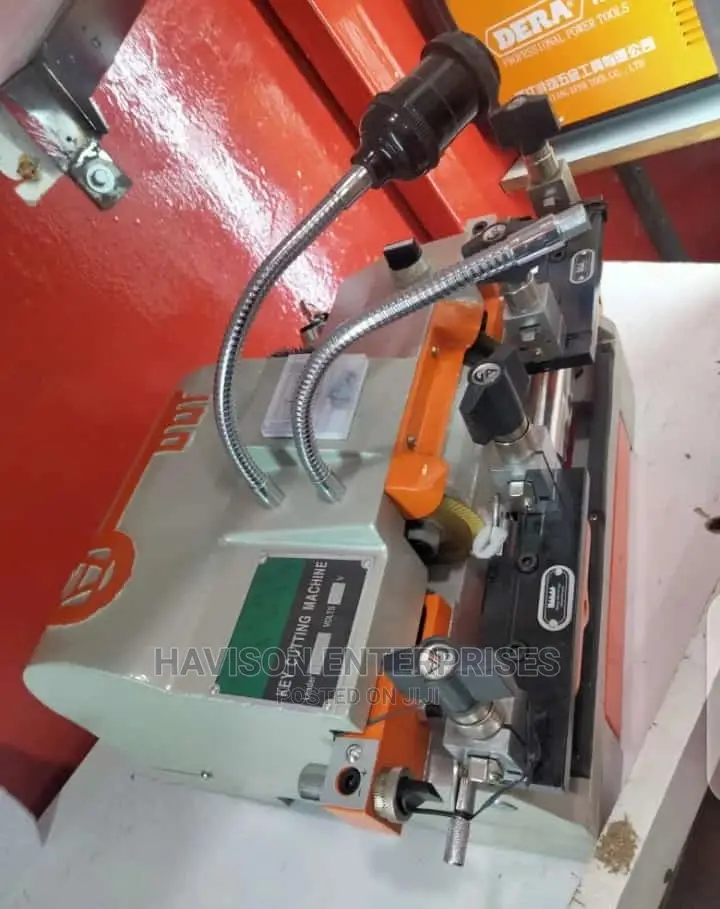 Key Cutting Machine