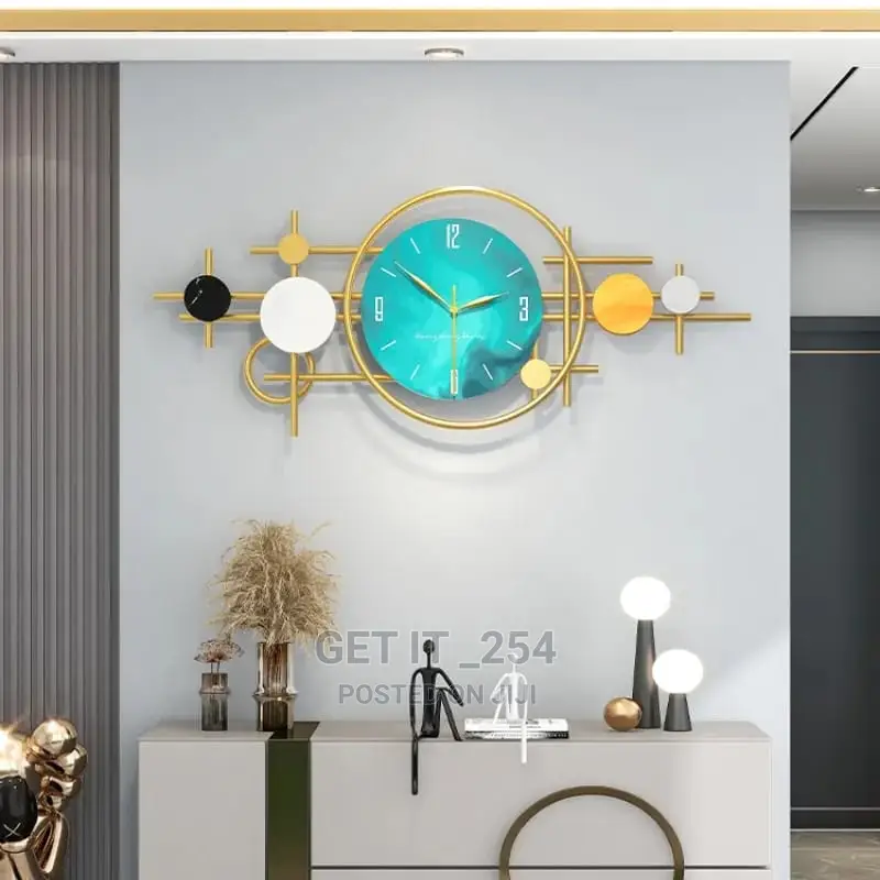 Luxury Large Metal Wall Hanging Watches* Simple Circular Mut