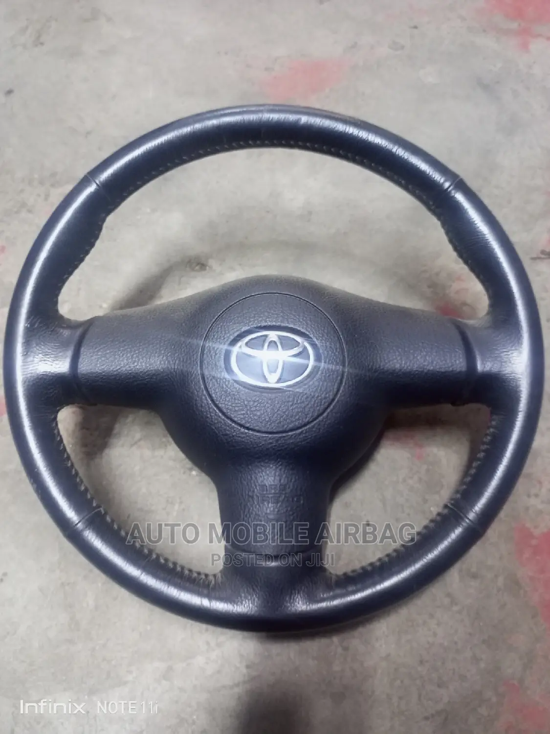 Rav 4 Steering Wheel Complete