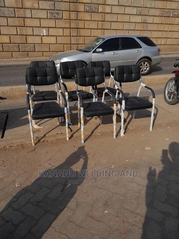 Visitors Waiting Chair - main view