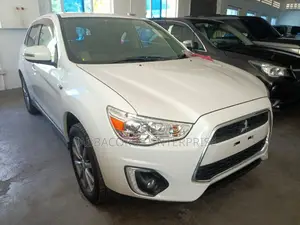 Mitsubishi RVR 2016 White