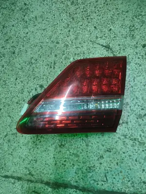 Crown Boot Light
