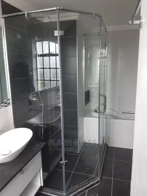 Customized Shower Cubicle