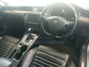 Volkswagen Passat 2016 Silver