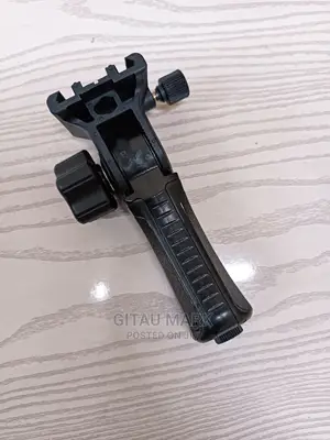 Holders for Triopo Softboxes