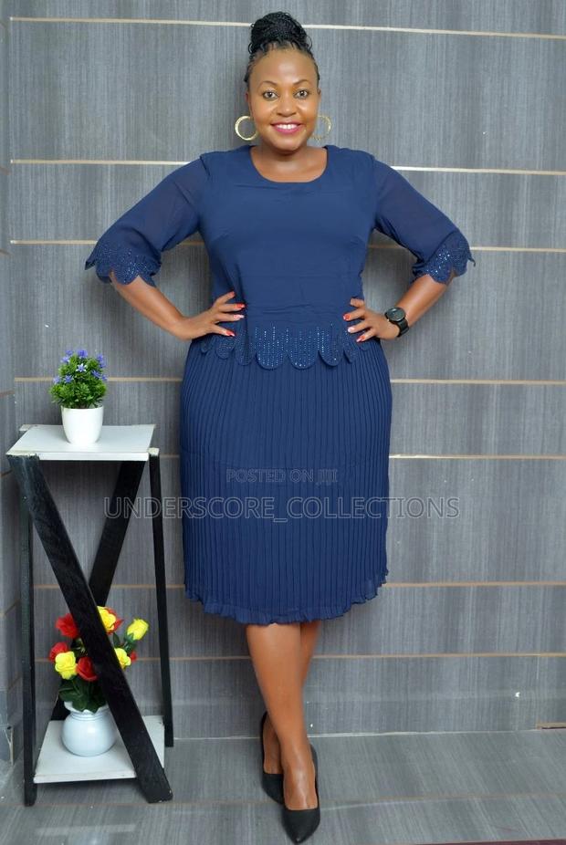 Occasional Plus Size Fitting Plitted Dresses - thumbnail 4