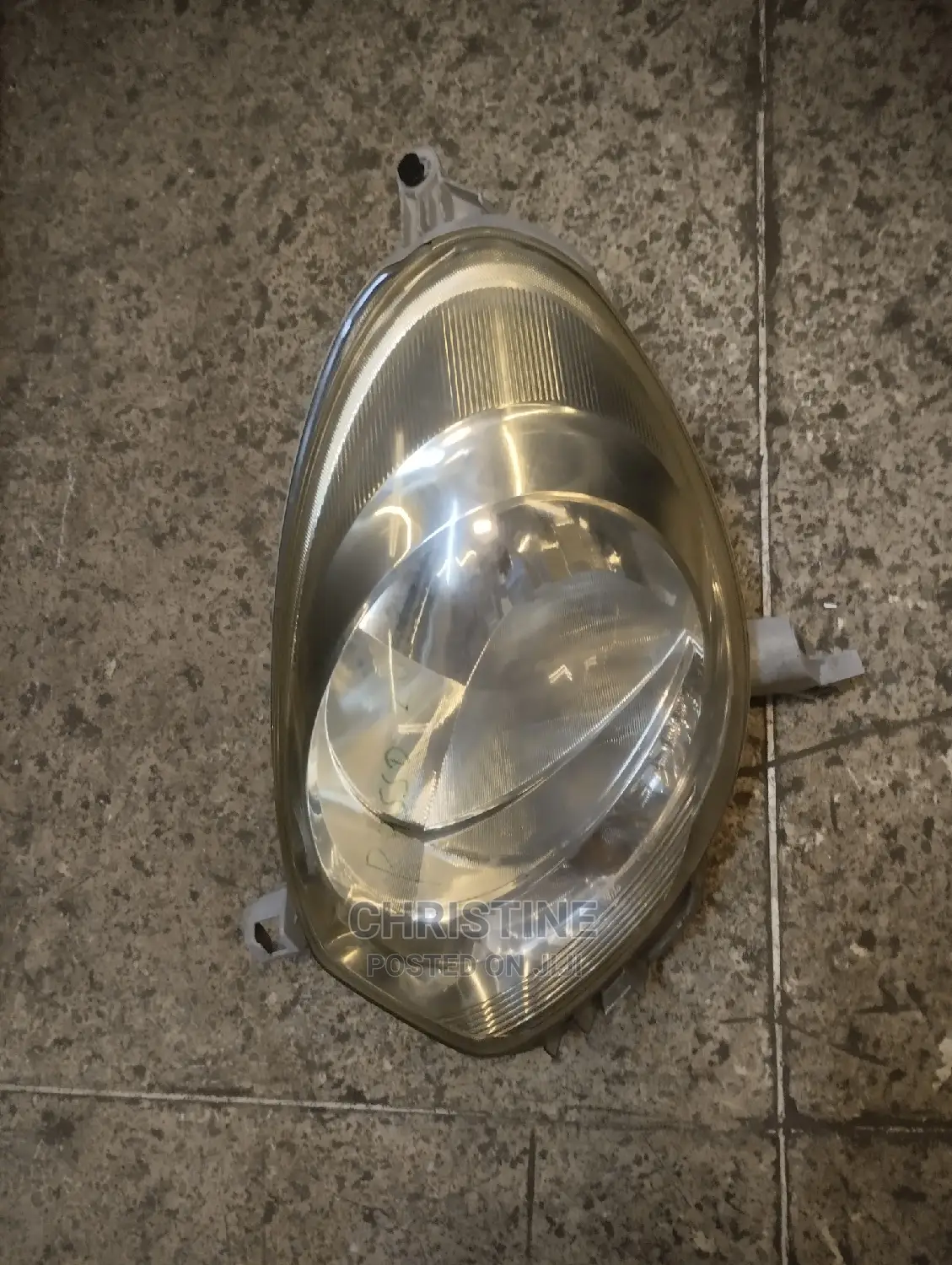 Toyota Passo Headlight
