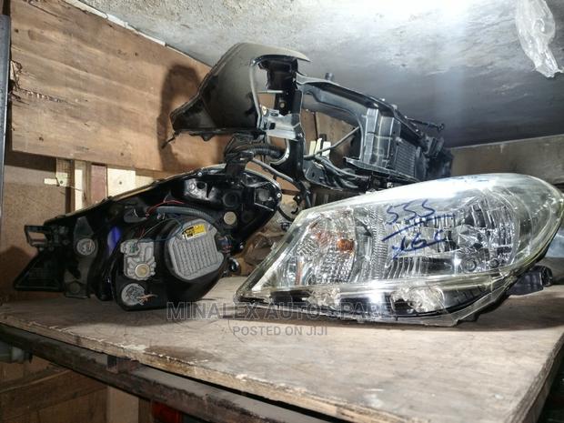 VITZ 2012 Zenon Headlights - thumbnail 2