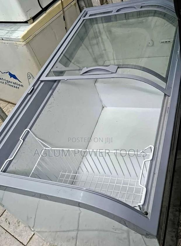 Sliding Doors Icecream Freezer 330L - thumbnail 2