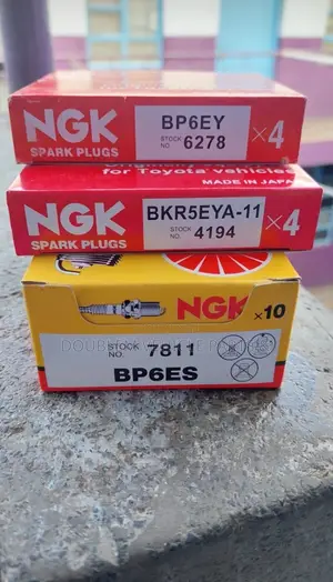 Spark Plugs Ngk Bp6ey 7811 Bp6es Bkr5eya-11 4194,6278 Original