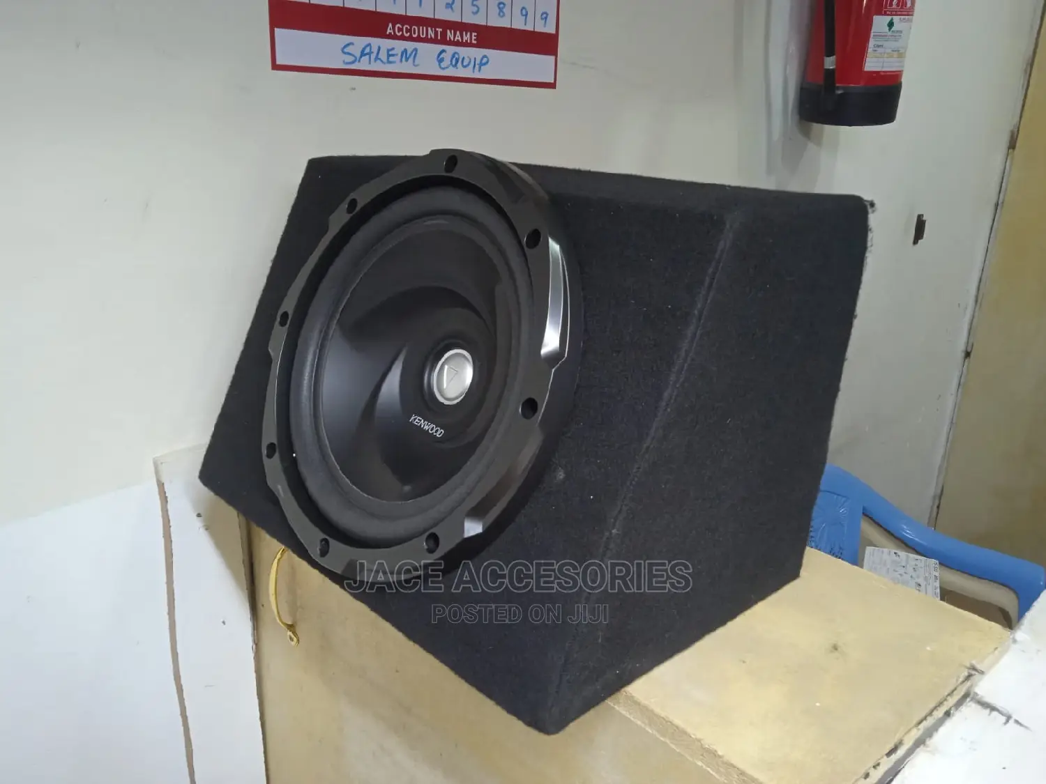 Cabinet With Kenwood 1000w