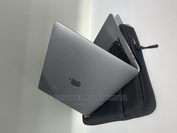 Laptop Apple MacBook Pro 8GB Apple M1 Pro SSD 512GB