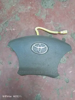 Toyota Fortuner Steering Airbags
