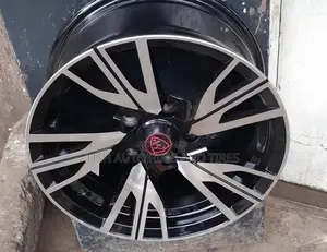 Toyota Isis Black Silver 15 Inch Rims