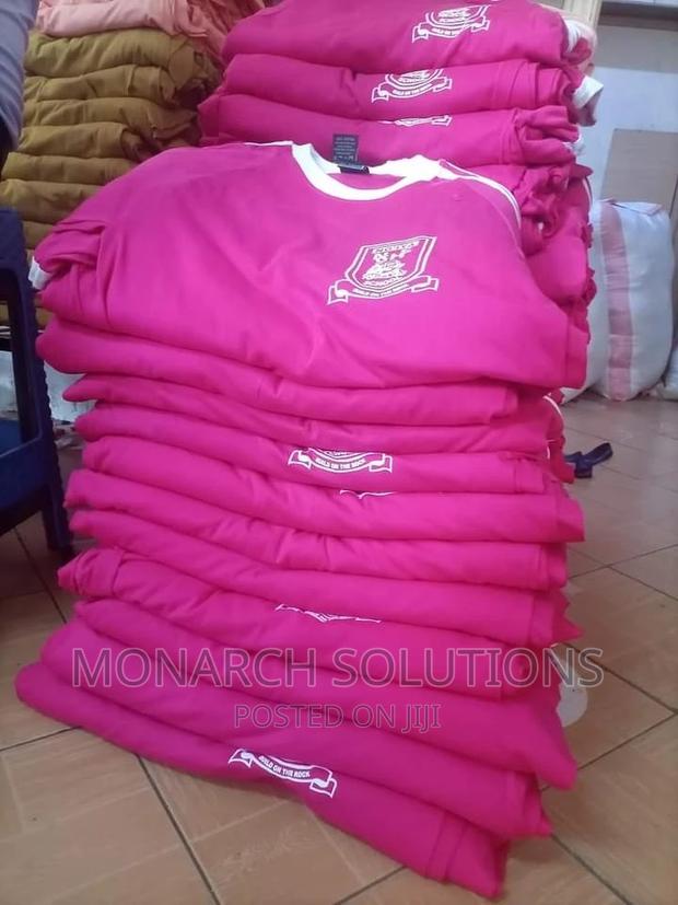 Plain Tshirts Suitable for Printing - thumbnail 3