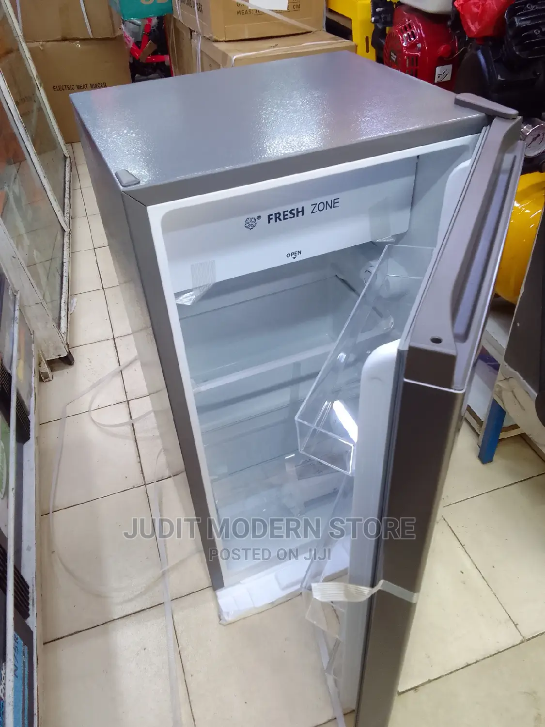 90ltr Single Door Hisense Fridge