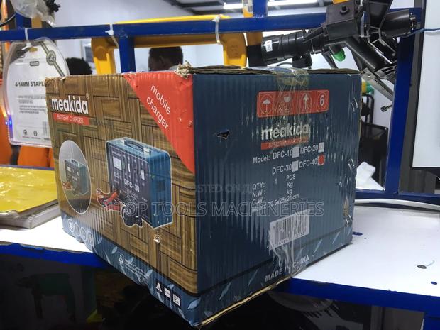 DFC 30 Meakida Battery Charger - thumbnail 2