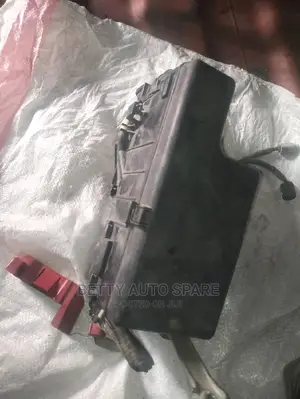 Toyota Hilux (Vigo) Fuse Box