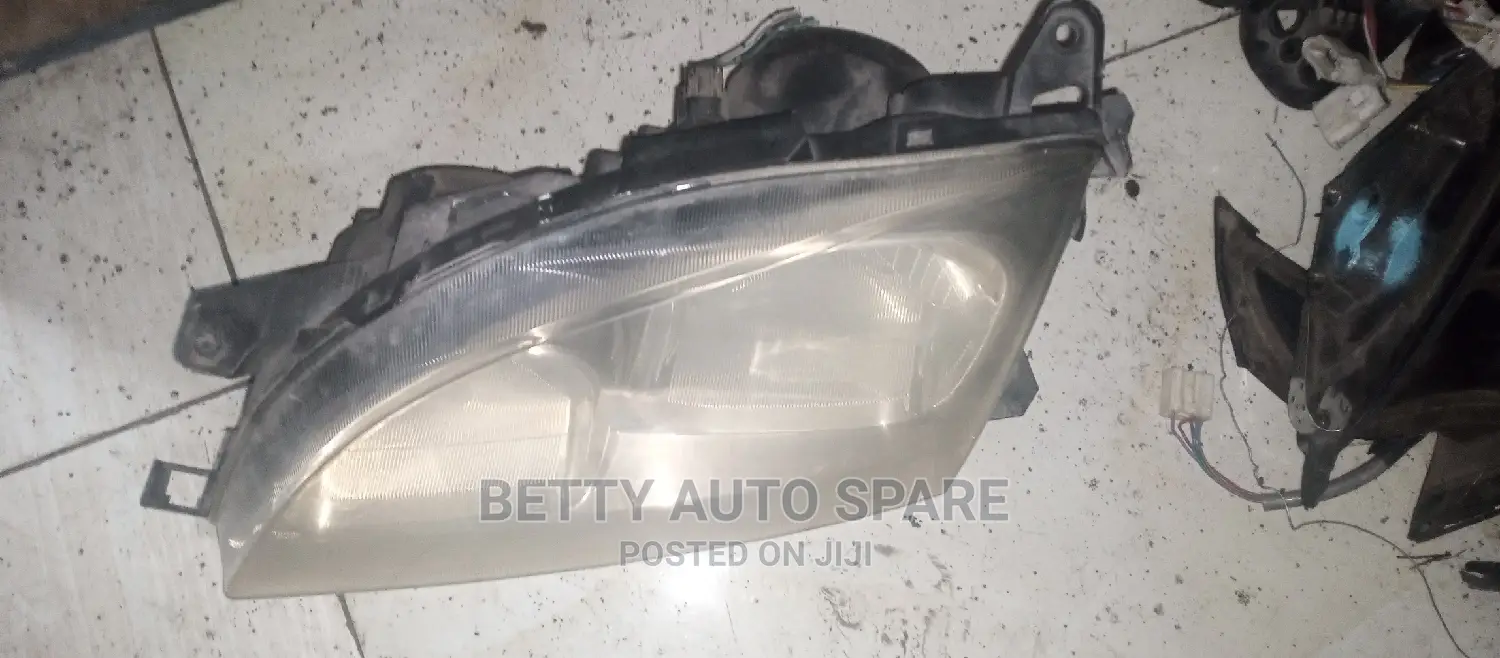 Toyota Caldina Samosa Headlight (Plastic)
