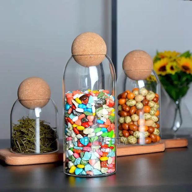 *Open Ball Cork Transparent Jar With Bamboo Lid*