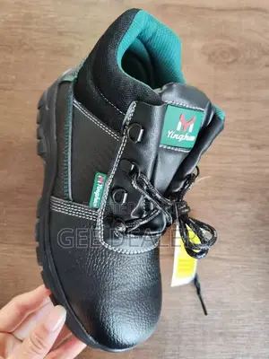 Steel Toed Heavy Duty Safety Boots