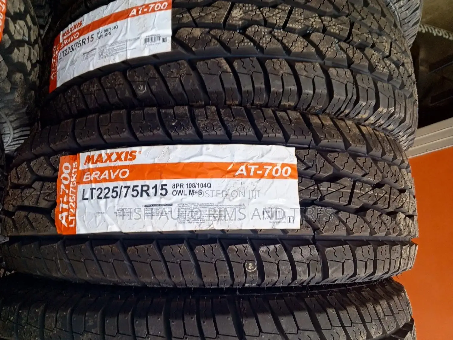 225/75r15 Maxxis a/T 700