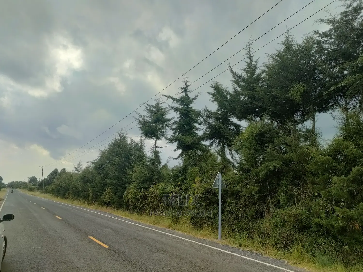 Narumoru/Kamburaini 1 Acre