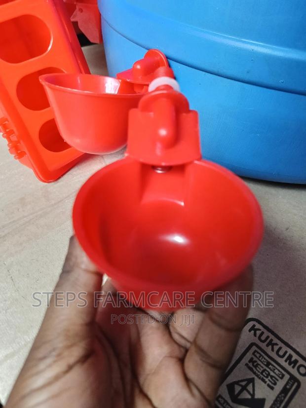 Automatic Chicken Nipple Tank - thumbnail 3
