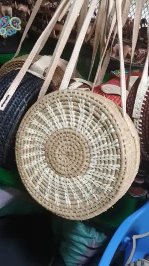 Round Style Straw Handbags Summer Bag Handmade Woven Beach