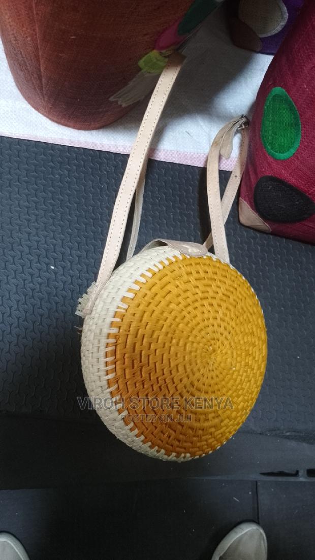 Round Handwoven Handbag Slaying Bag Beach Handbag