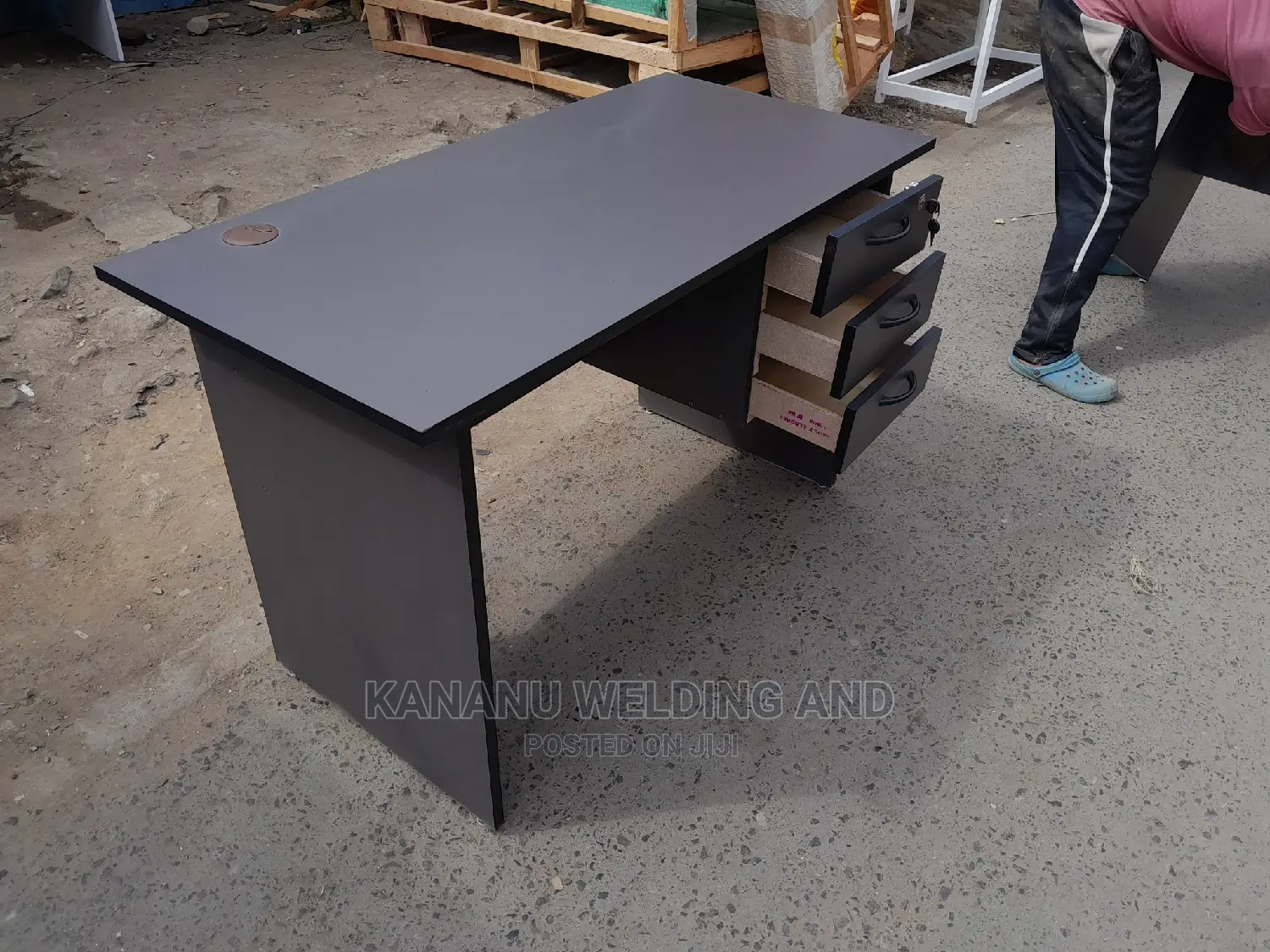 Office Desk