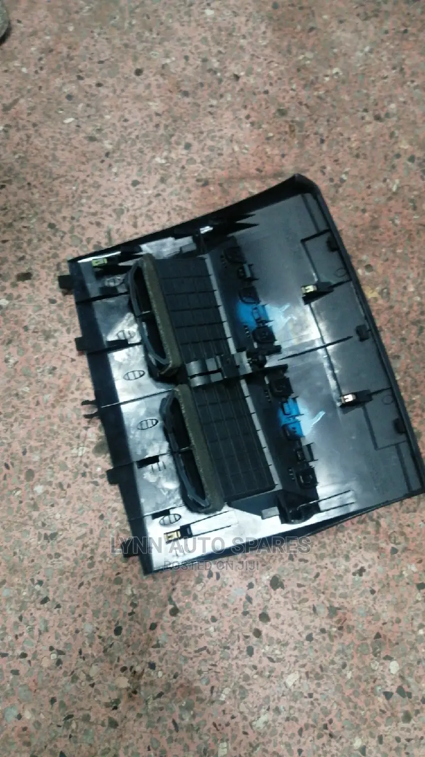 Nissan Tiida Dashboard Main Cover