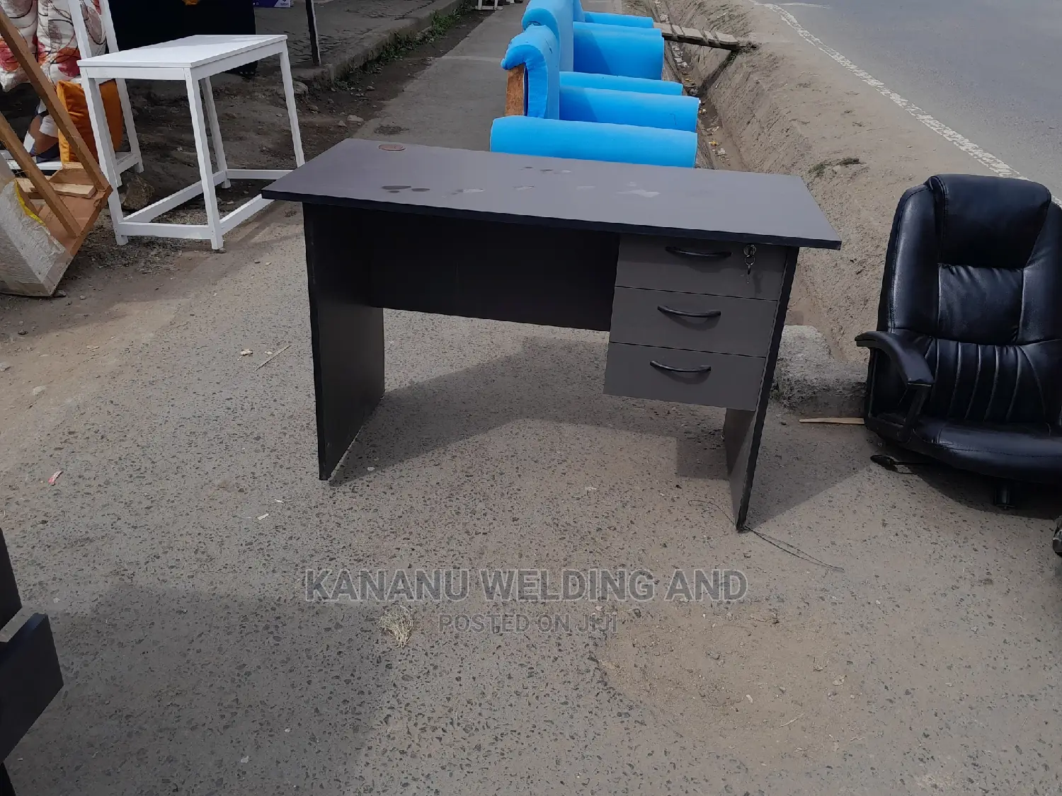Office Desk