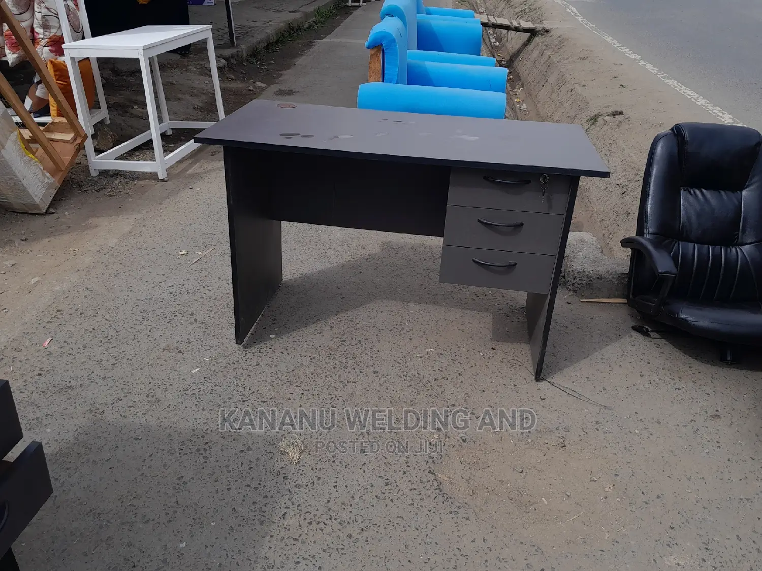 Office Desk
