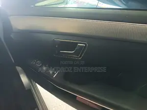 Mercedes-Benz C220 2016 Gray