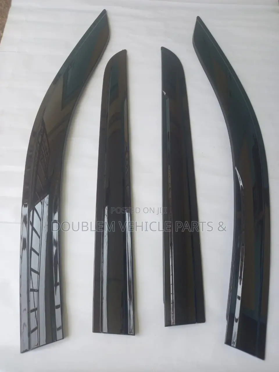 Windbreaker/Sunvisors/Windshields Hilux Revolution 2015,