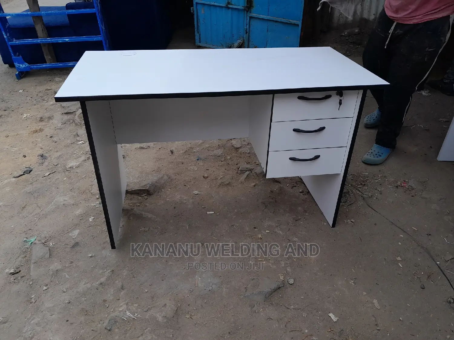 Office Desk