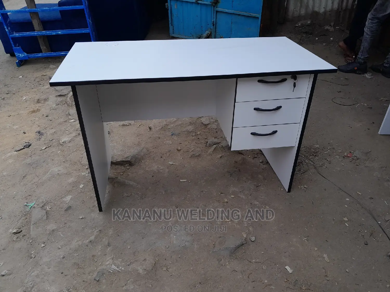 Office Desk