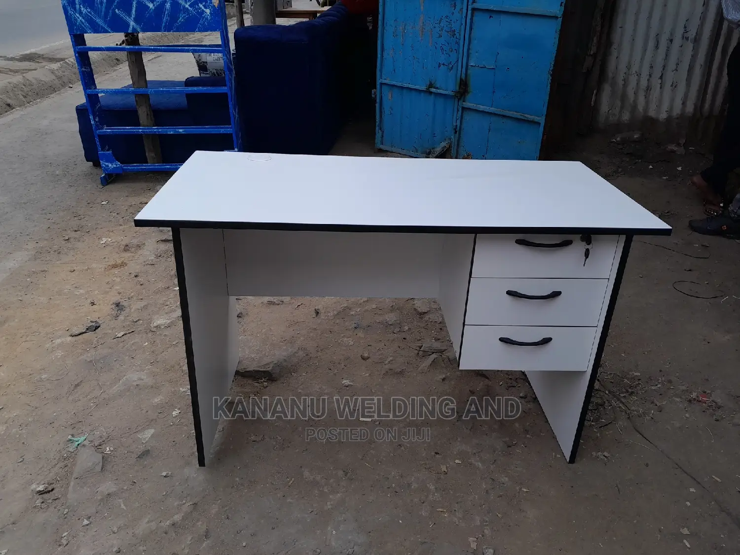 Office Desk