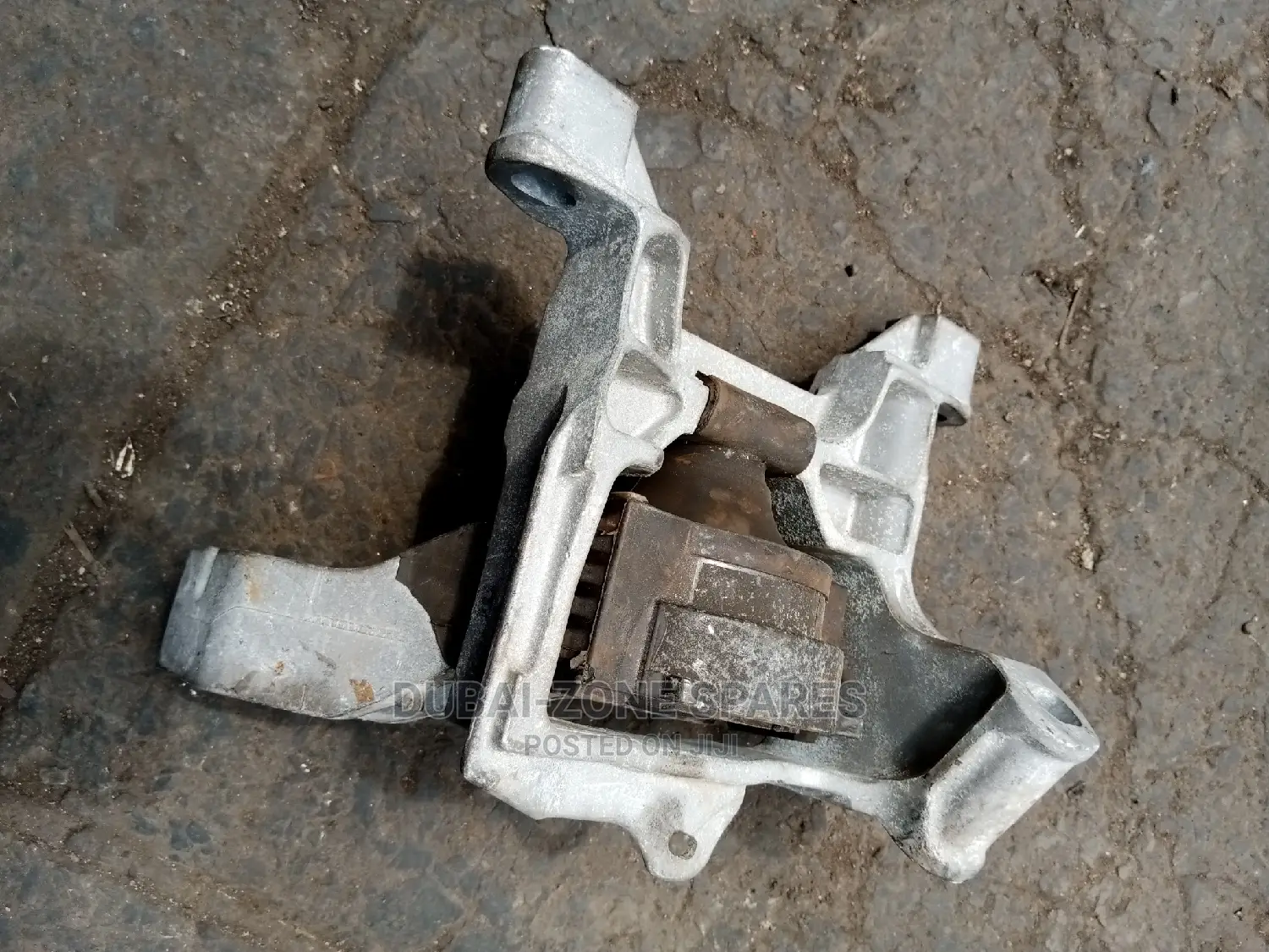Engine Mount Maxda Axela, Cx5 Cx7 Cx9.