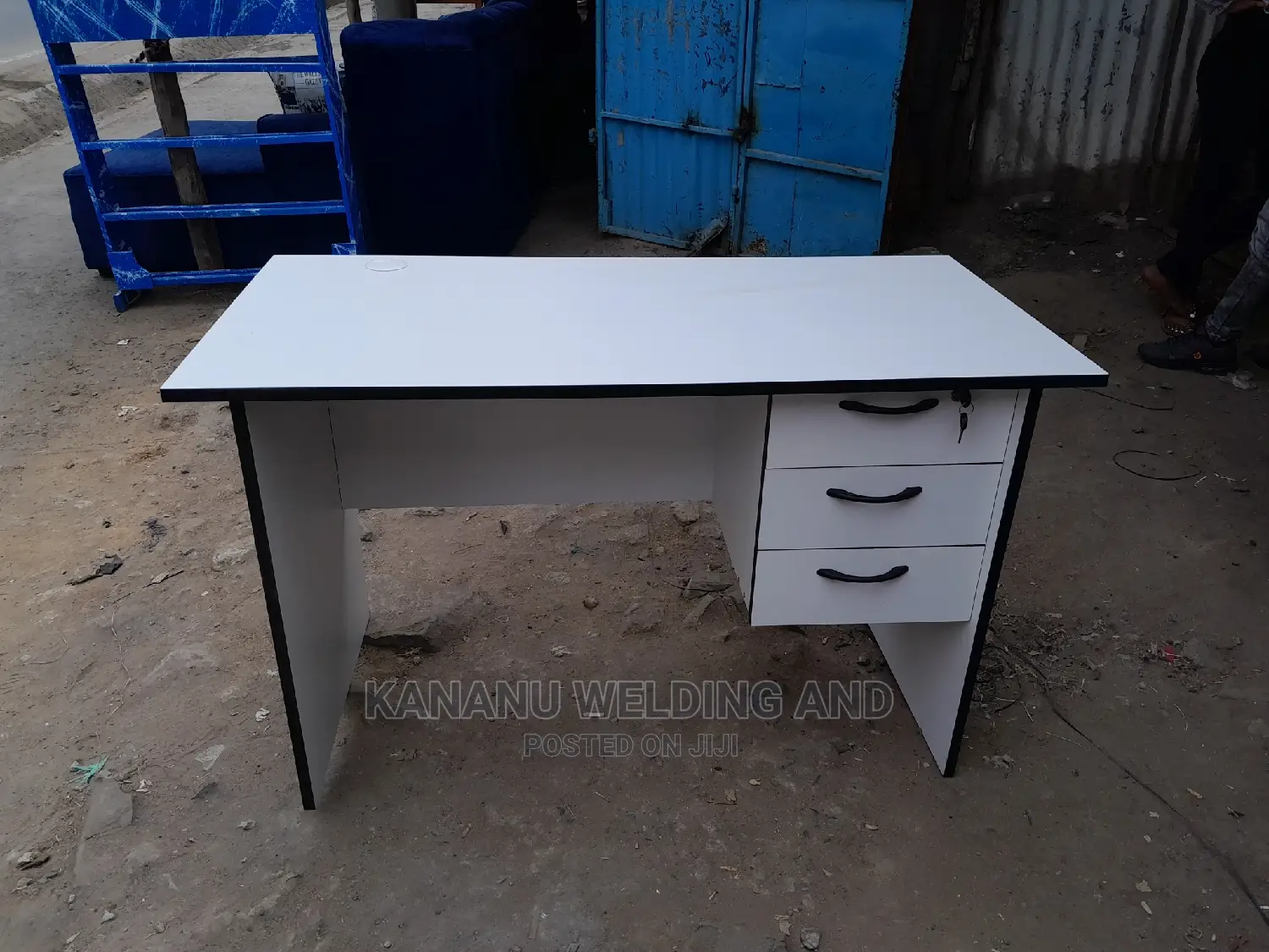 Office Desk