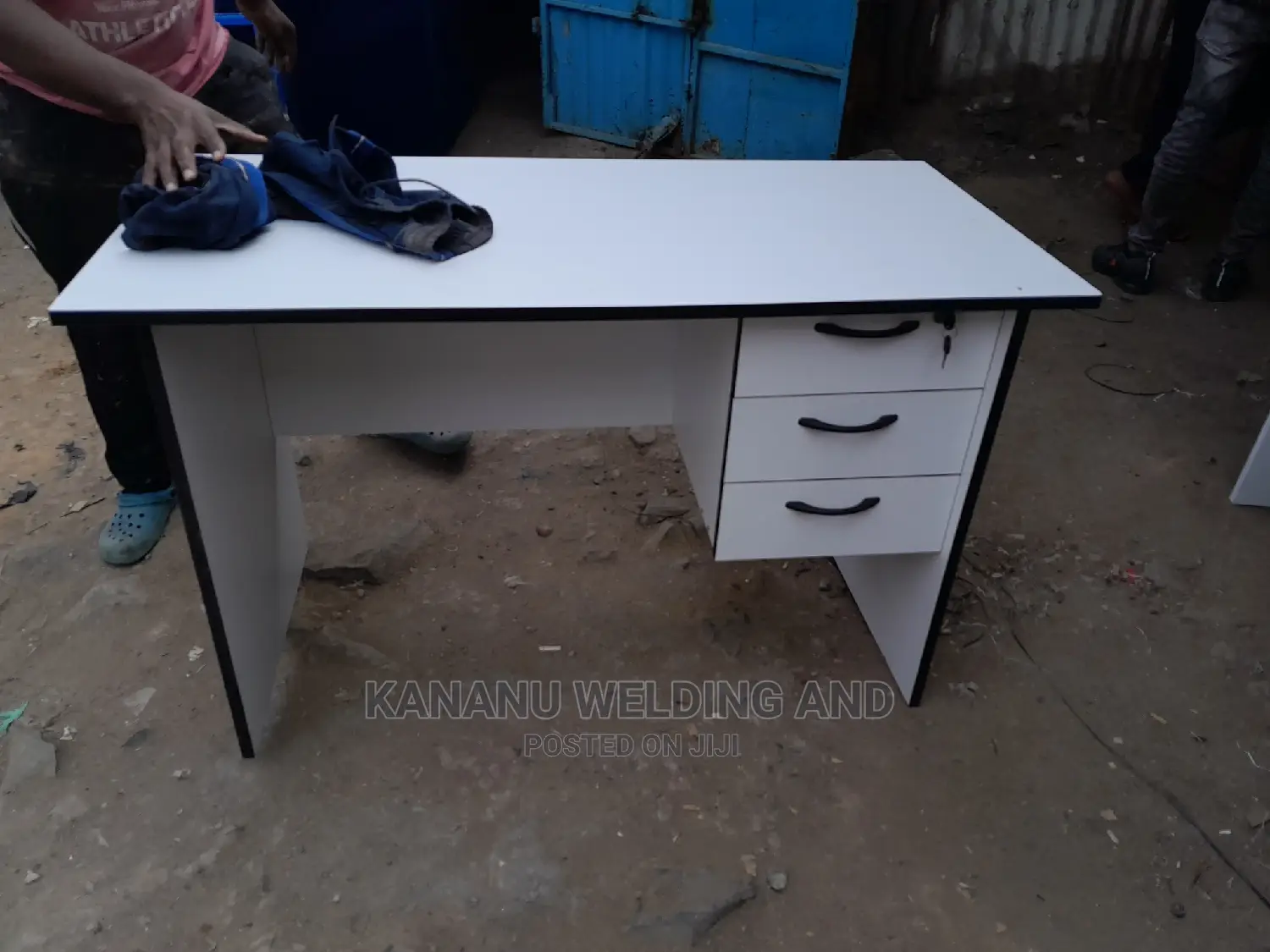 Office Desk