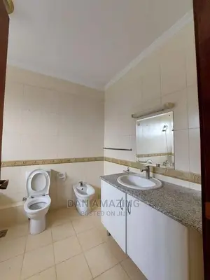 5bdrm Mansion in Nyari for sale
