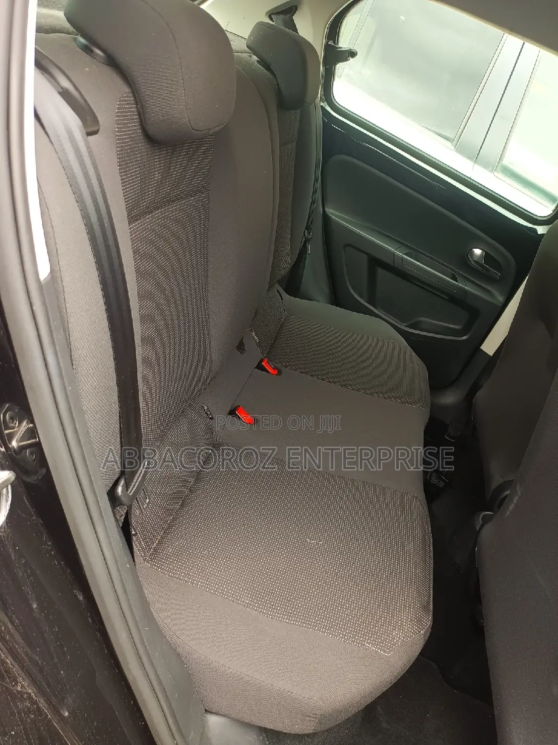 Volkswagen Up 2016 Black