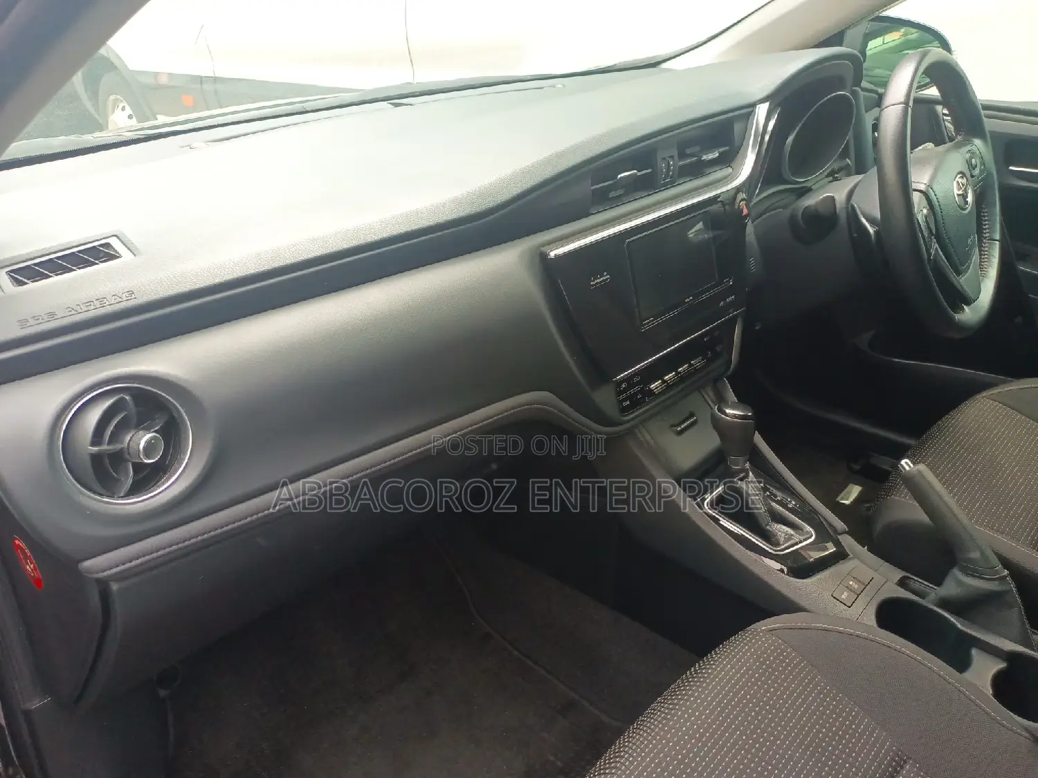 Toyota Auris 2016 Black