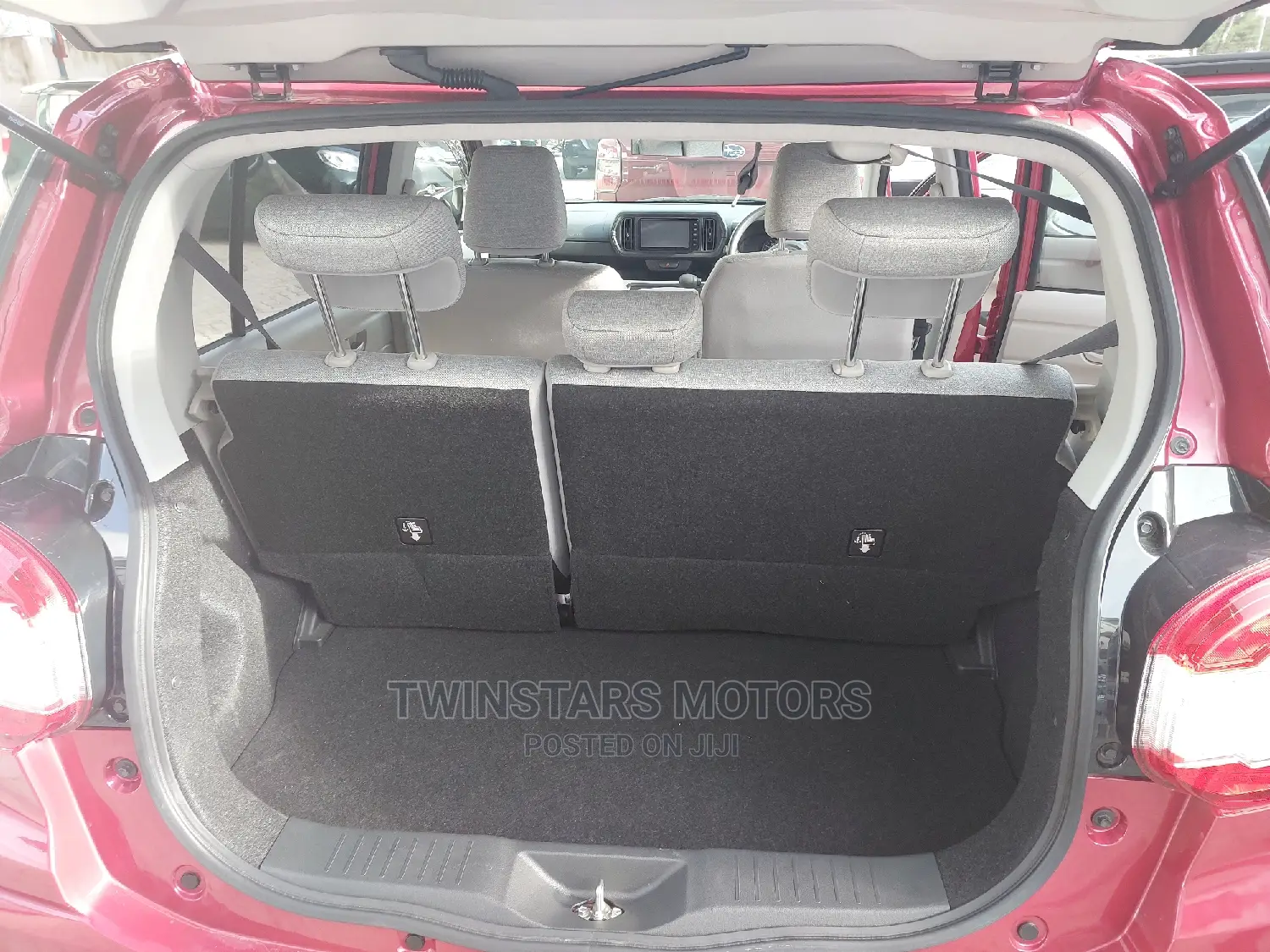 Toyota Passo 1.0 FWD 2017 Pink