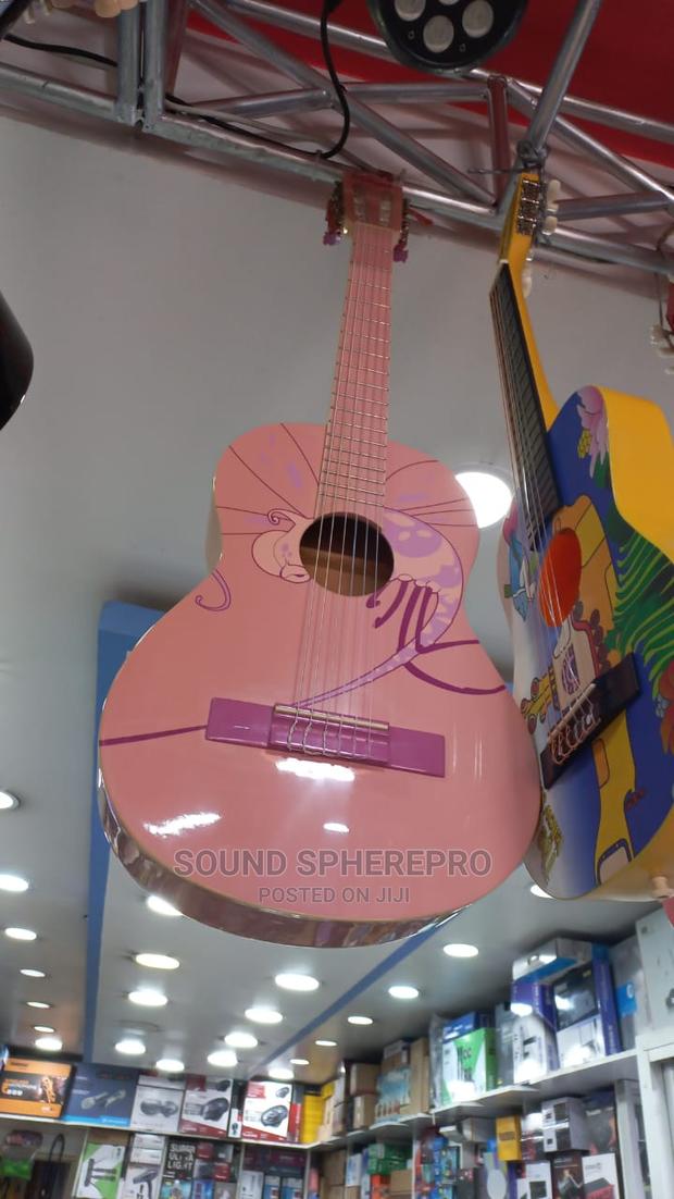 Classical Guitar Size 34 - main view