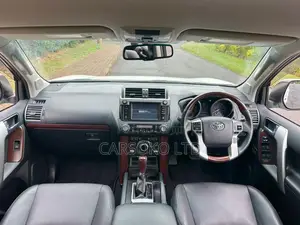 Toyota Land Cruiser Prado 2.8 D-4D 2016 Pearl