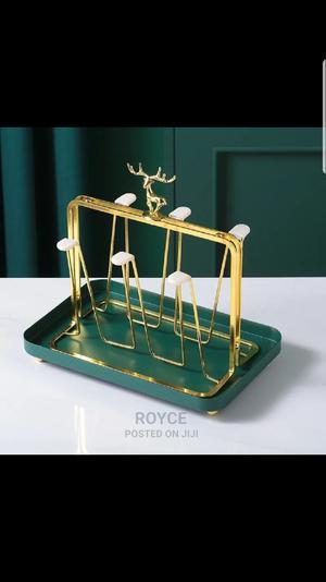 Minimalist Glass / Mug Organizer - main view