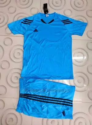 Kid's Adidas Football Team Set